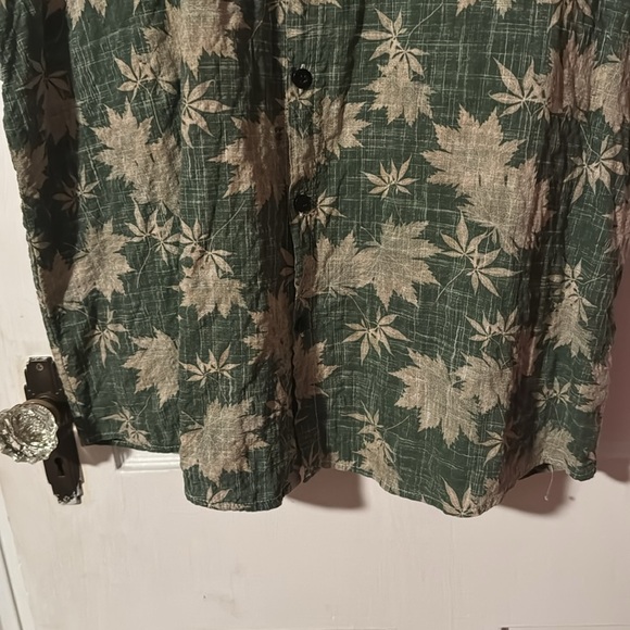 Vatpave Men's Hawaiian Short Sleeve Button Down XL Shirt with Pocket - Picture 7 of 11